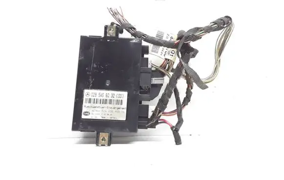 Mercedes-Benz E W211 Tailgate/trunk control unit/module 0295456032 5ZA00846900