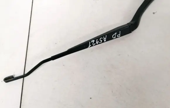 Opel Insignia A Front wiper blade arm 13227401