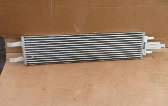 Volvo XC40 Coolant radiator P32222120