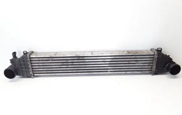 Volvo C70 Intercooler radiator 30741631