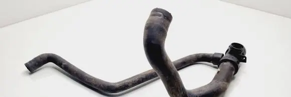 Volkswagen PASSAT B5 Engine coolant pipe/hose