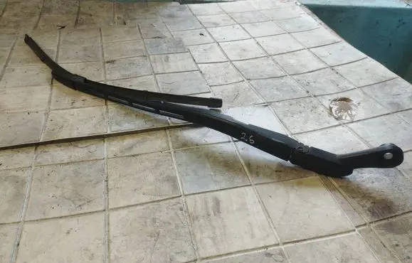 Opel Zafira B Windshield/front glass wiper blade E2955407C