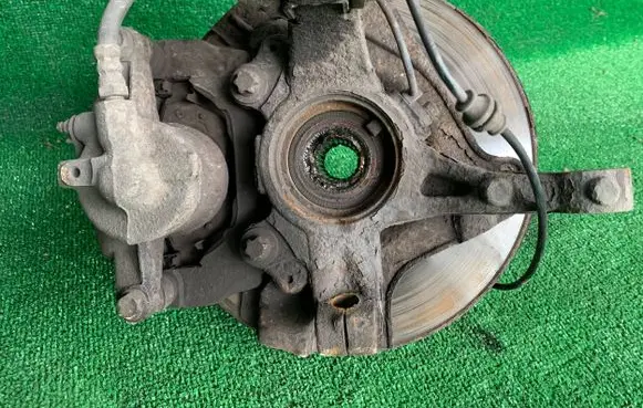 Fiat Fiorino Front wheel hub spindle knuckle