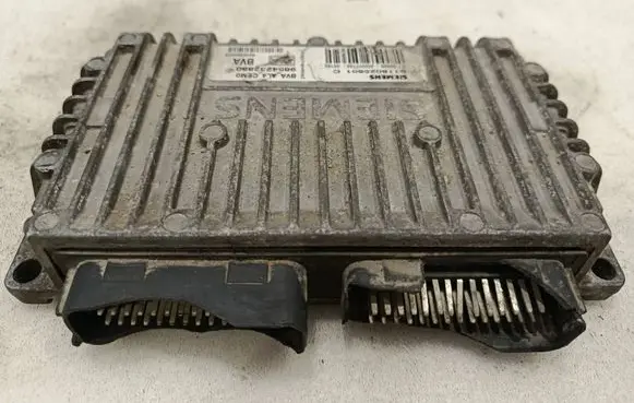 Peugeot 407 Gearbox control unit/module S118025601C 9654232880 8200302005