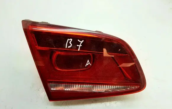Volkswagen PASSAT B7 Tailgate rear/tail lights 3AE945093K