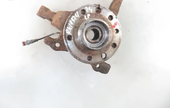Opel Astra H Front wheel hub spindle knuckle 