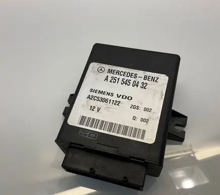 Mercedes-Benz E W211 Suspension control unit/module A2515450432 A2C53061122 2515450432