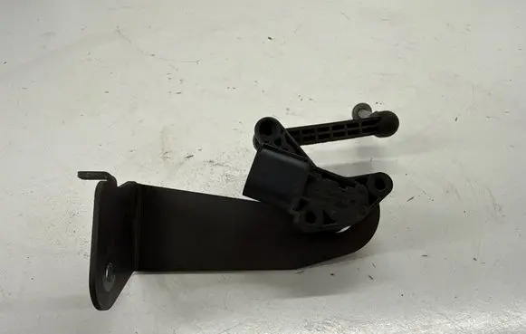 Tesla Model X Rear air suspension level height sensor 102797600A