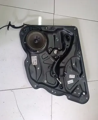 Volkswagen PASSAT B6 Sliding door window regulator with motor 