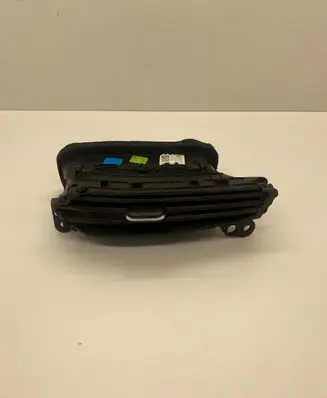 Chevrolet Malibu Dashboard side air vent grill/cover trim 84114174
