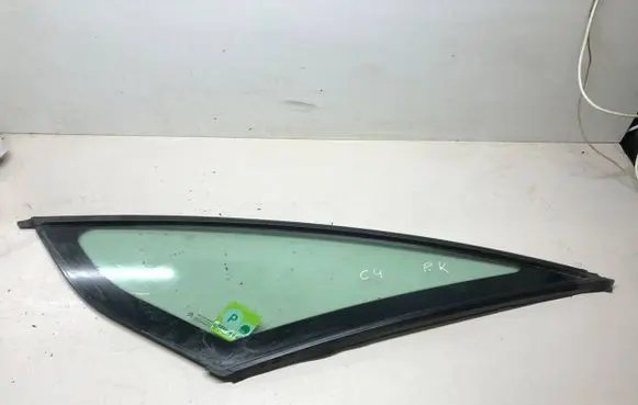 Citroen C4 I Picasso Front triangle window/glass 