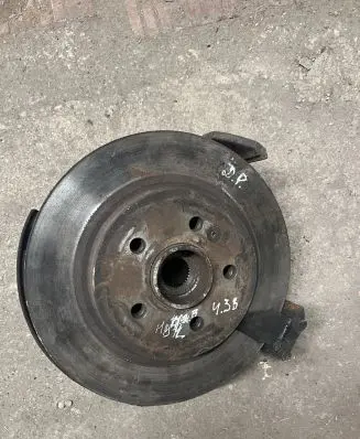 Mercedes-Benz ML W163 Front wheel hub spindle knuckle