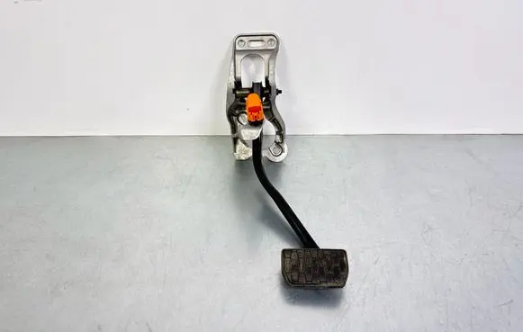 Jaguar F-Pace Brake pedal HK832450AD