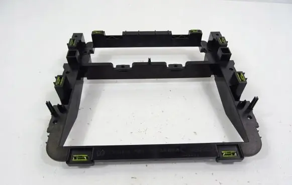 Volkswagen Touran III Dashboard center trim panel 