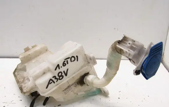 Audi A3 S3 8V Windshield washer fluid reservoir/tank 5Q0955449Q