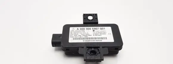 Mercedes-Benz C W205 Tire pressure sensor A0009006907