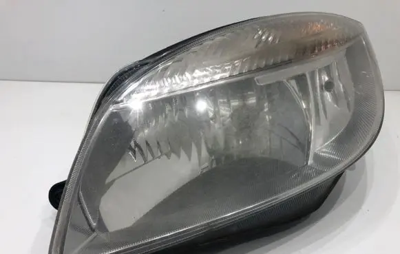 Skoda Fabia Mk2 (5J) Headlight/headlamp