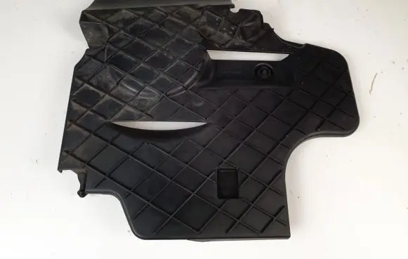 Mercedes-Benz E W212 Timing belt guard (cover) A6510100175