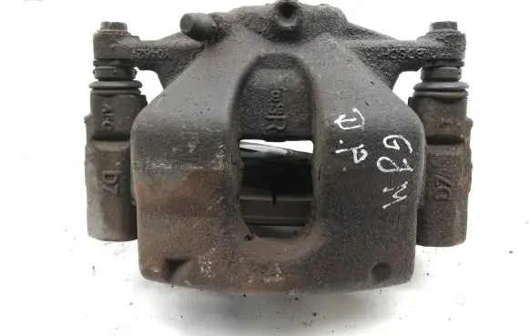 Toyota Verso-S Front brake caliper