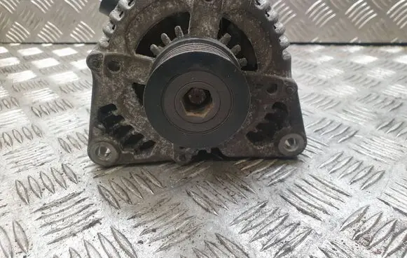Volvo V50 Generator/alternator 104210352