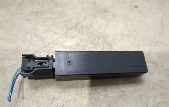 Mazda 6 Antenna control unit KD45676NXA 150312 X1T60671