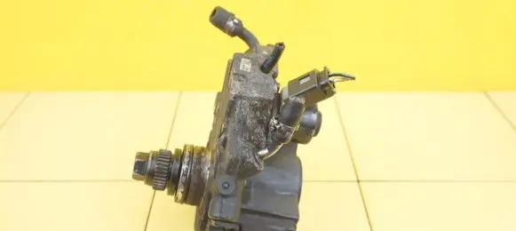 Mercedes-Benz Sprinter W906 Fuel injection high pressure pump 28252614 28SP14