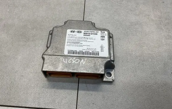 Hyundai Tucson TL Airbag control unit/module 95910D7230