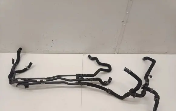 Volkswagen Touareg III Engine coolant pipe/hose 059122471AA