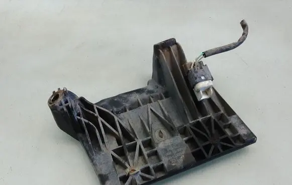 Ford Galaxy Battery bracket 6G9110663AD