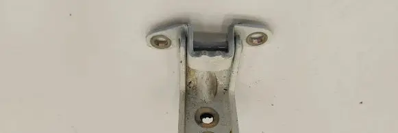Nissan Leaf II (ZE1) Front door upper hinge
