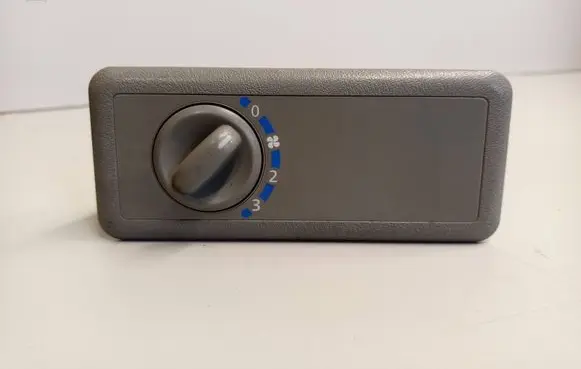 Opel Vivaro Climate control unit 8200487471 93856478
