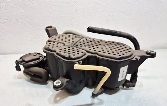 Audi Q5 SQ5 8R Active carbon filter fuel vapour canister 8K0201801C