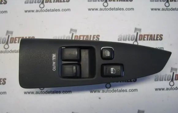 Toyota Corolla Verso E121 Electric window control switch 8404013050 7423113130