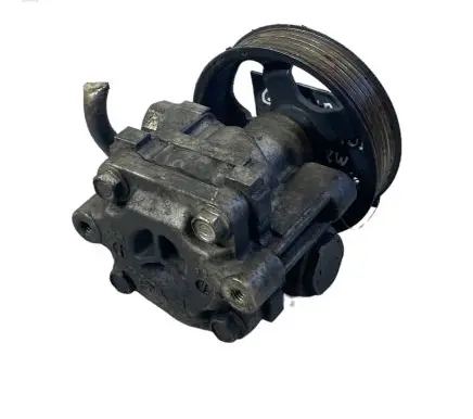 Mitsubishi Grandis Power steering pump