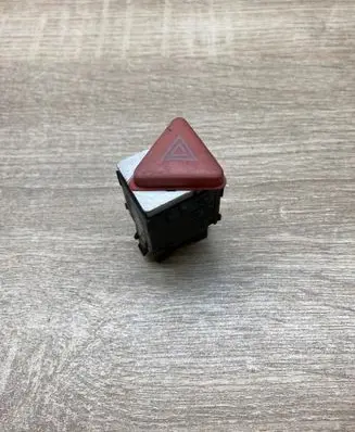 Skoda Fabia Mk1 (6Y) Hazard light switch 6Y0953235