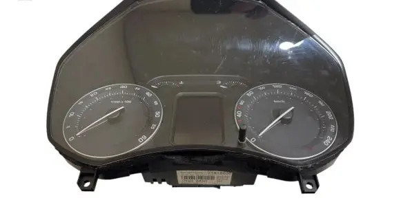 Skoda Octavia Mk2 (1Z) Speedometer (instrument cluster) 1Z0920842D V1612036 SKZ7Z0F3702694