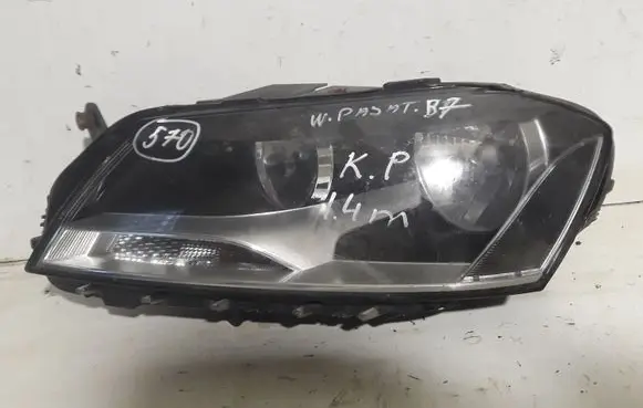 Volkswagen PASSAT B7 Headlight/headlamp