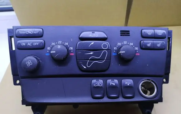 Volvo XC70 Climate control unit 30746022