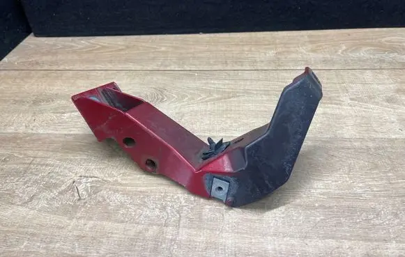 Jaguar XF X250 Headlight/headlamp mounting bracket CX2316A143AB
