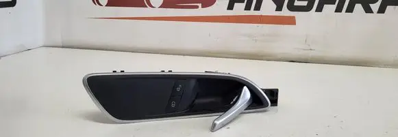 Mercedes-Benz B W246 W242 Front door interior handle A2467201448 C2076432