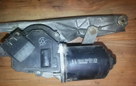 Chrysler 300M Wiper motor ax1592002590