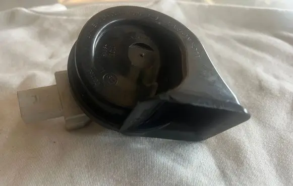 Mercedes-Benz EQB Horn signal A2475403753