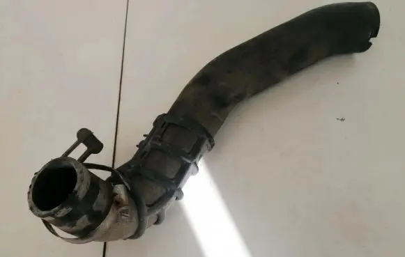 Peugeot 406 Intercooler hose/pipe