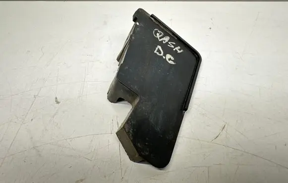 Nissan Qashqai Rear mudguard 768564EA0A