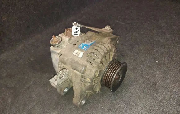 Toyota iQ Generator/alternator 2706040060