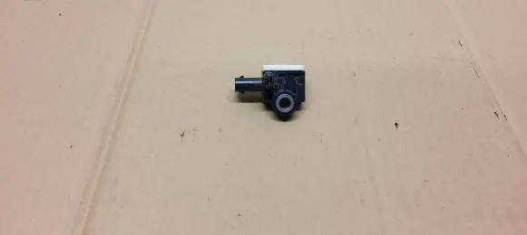 Jeep Grand Cherokee Airbag deployment crash/impact sensor A1668210151 56054085AA 024120120