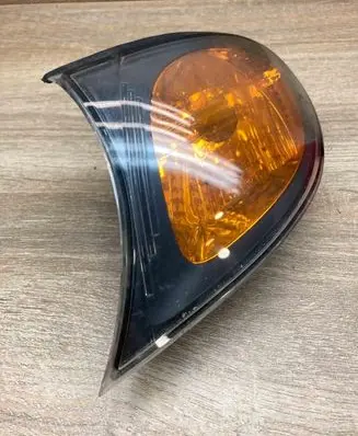 BMW 3 E46 Front indicator light 7165847
