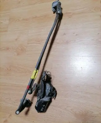 Mazda MX-6 Front wiper linkage and motor 8491006621