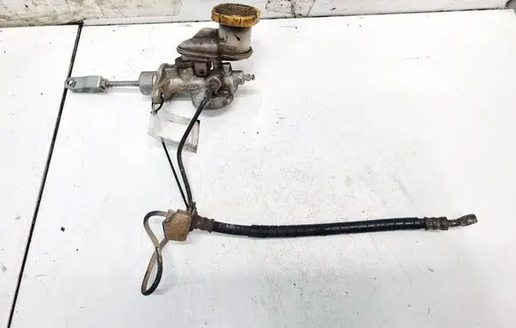 Subaru Forester SH Master brake cylinder