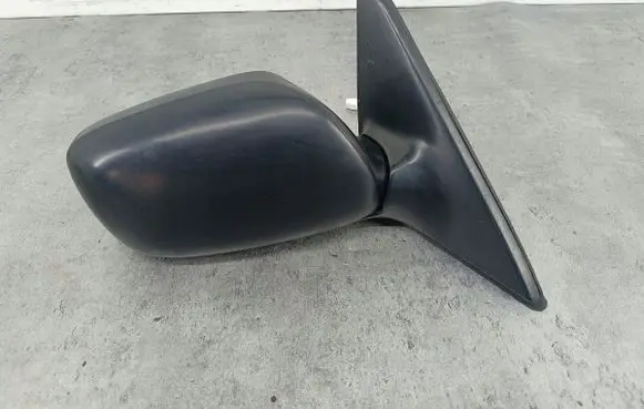 Toyota Avensis T220 Front door electric wing mirror E11015440